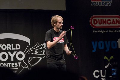 Hank Freeman – multiple 3A World YoYo Champion & 44RPM owner