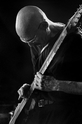 Tony Levin.jpg